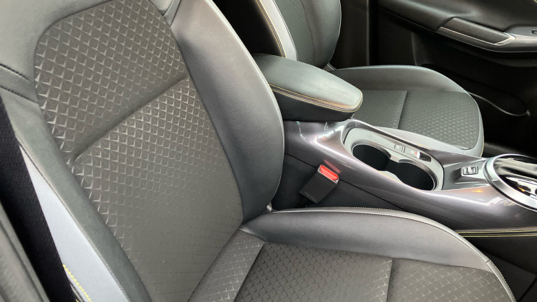 Nissan Juke 1.0 DiG-T 114 Kiiro 5dr DCT Petrol Hatchback